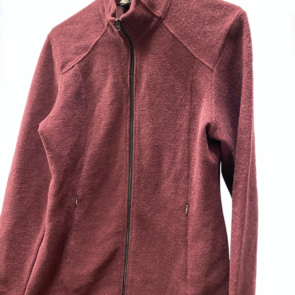 Ibex Back Bay Tunic, says size L but fits just like M